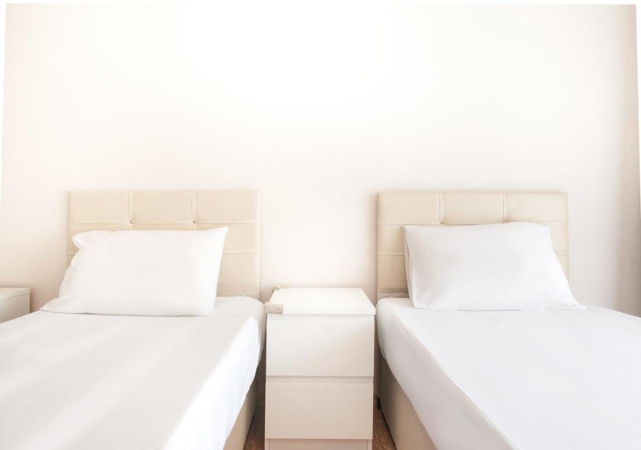 Central And Vibrant Flat With Balcony In Besiktas Истанбул Екстериор снимка