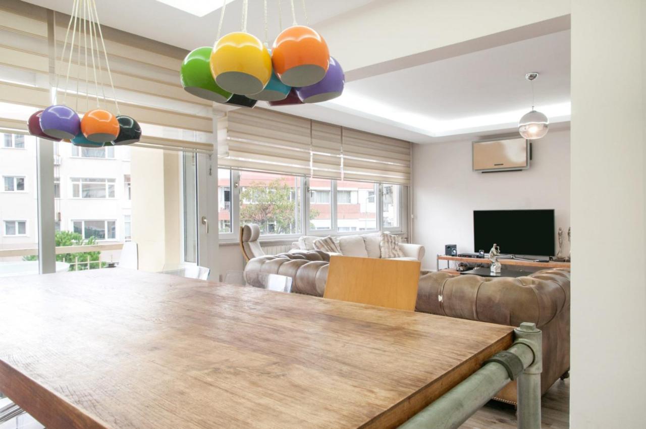 Central And Vibrant Flat With Balcony In Besiktas Истанбул Екстериор снимка